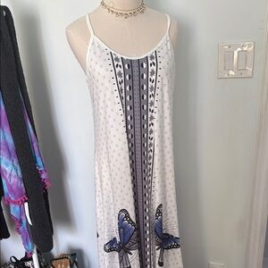 SHEIN White and Black Sleeveless Maxi Sundress